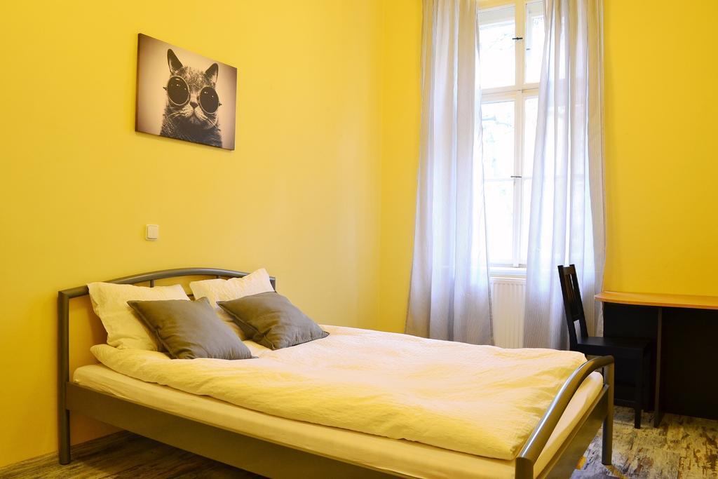 Manes By Interhome * Praag
