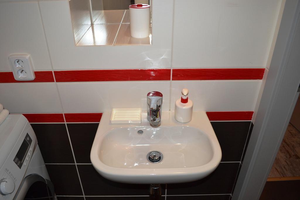 Manes By Interhome Appartement